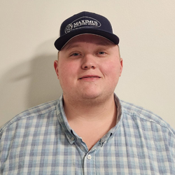Headshot - Austin Leatherwood